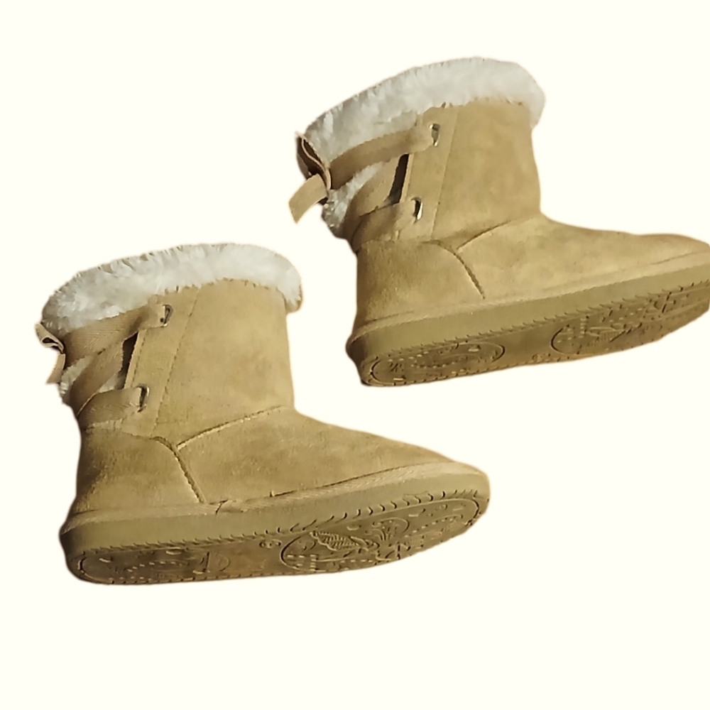 Toddler Girl's tan Winter Boots Size 13 🔥 5$ if you get bundle 🔥 - Picture 3 of 5